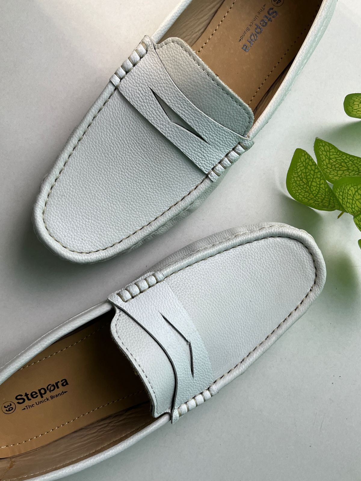 White Leather Loafers – Slip-On Casual Shoes (OEM & Private Label)